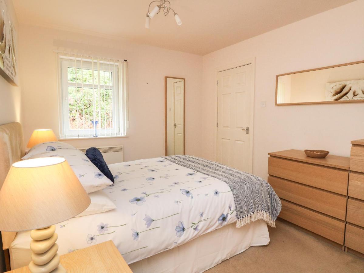 4 River Court Invergarry Luaran gambar