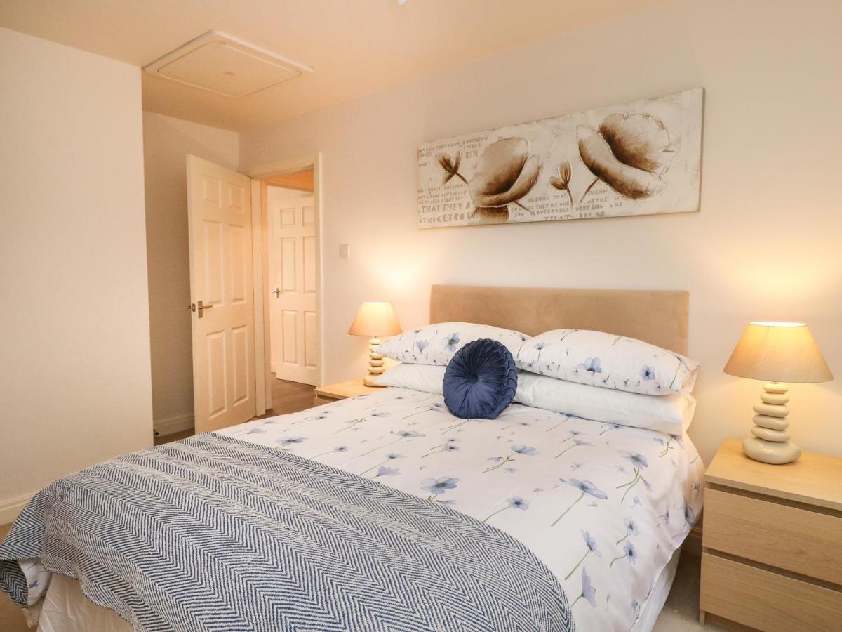 4 River Court Invergarry Luaran gambar